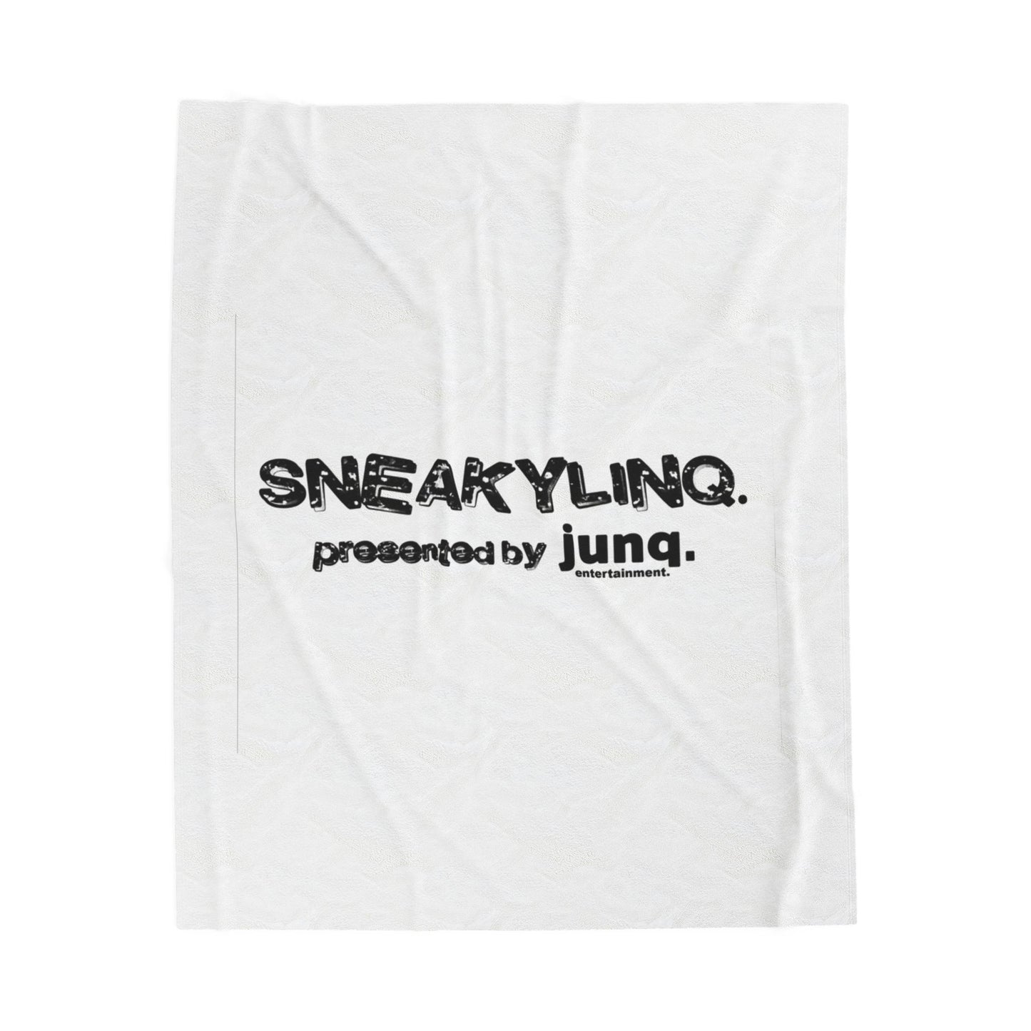 Sneakylinq Plush Blanket (white)