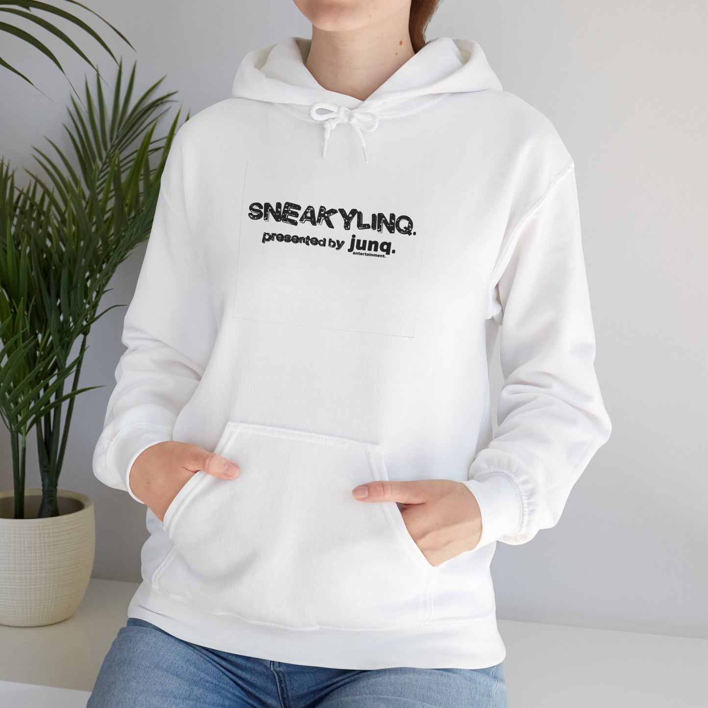 Sneakylinq Hoodie (white)
