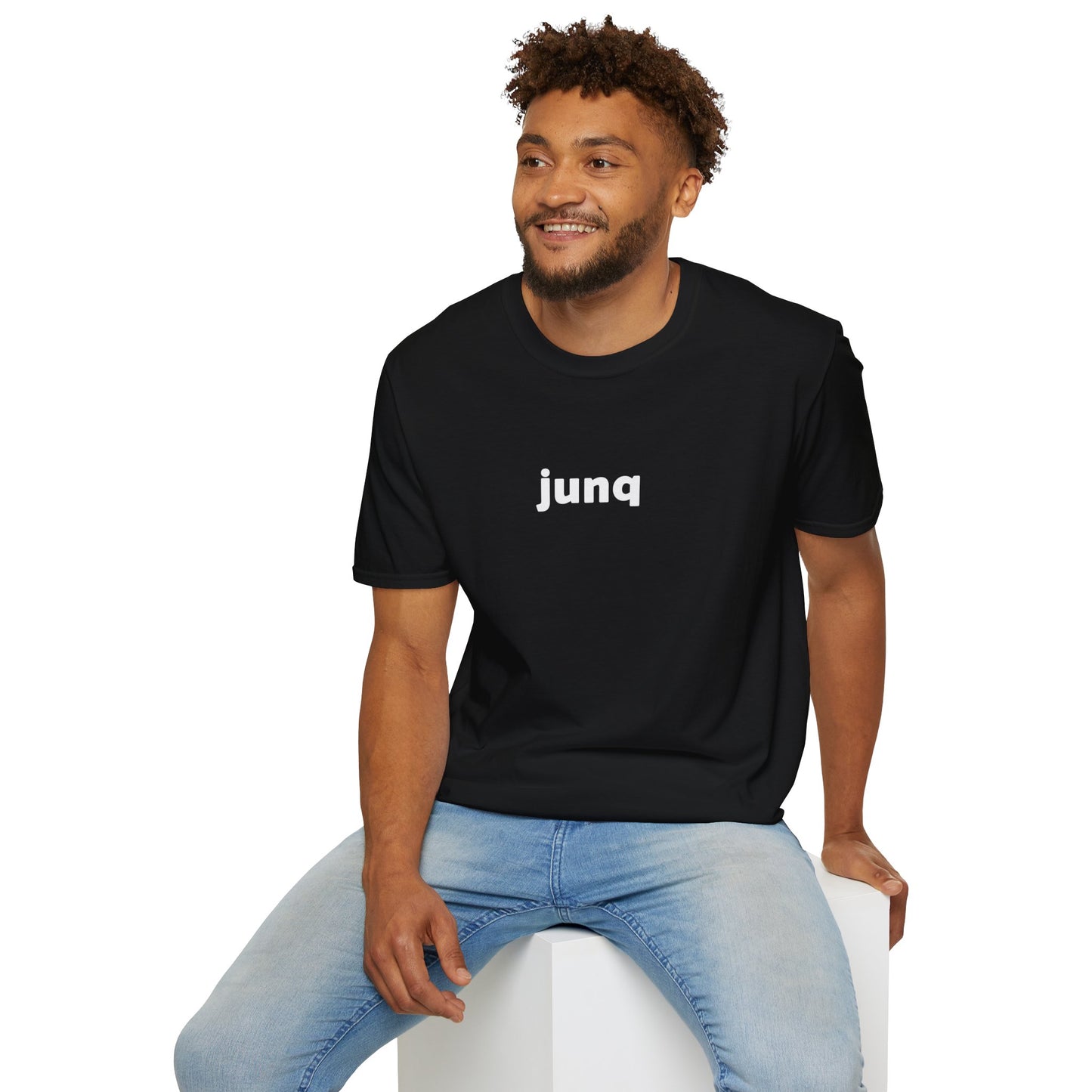 Junq T-shirt (Black)